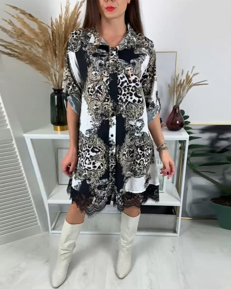 Retro jurk van patchworkkant in de kleur Zwart voor dames in stijl ideaal voor de herfst.