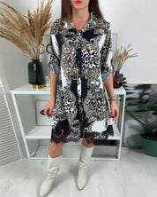 Retro jurk van patchworkkant in de kleur Zwart voor dames in stijl ideaal voor de herfst.