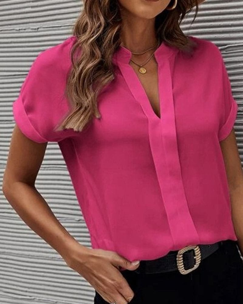 Deze stijlvolle blouse is een ideale toevoeging aan je garderobe, met korte mouwen en een trendy V-hals. Gemaakt van chiffon en geschikt voor dagelijks gebruik in diverse seizoenen.