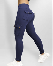 Roosmarijn | Dames cargobroek in de kleur Donkerblauw voor dames in Outdoor stijl ideaal voor de zomer.