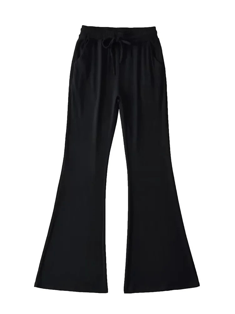 Rosa | Flared broek met hoge taille in de kleur Zwart voor dames in stijl geschikt voor alle seizoenen.