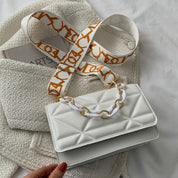 Savannah Gewatteerde Handtas | Stijlvol & trendy in de kleur Bruin voor dames in stijl geschikt voor alle seizoenen.