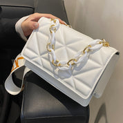 Savannah Gewatteerde Handtas | Stijlvol & trendy in de kleur Bruin voor dames in stijl geschikt voor alle seizoenen.