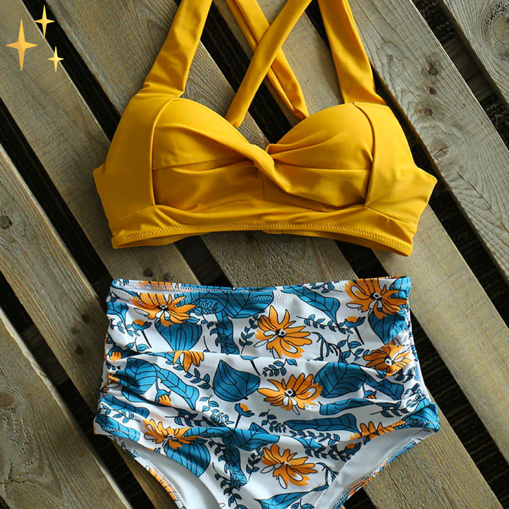 Sophie | Bikini set met hoge taille broekje en top in de kleur Geel voor dames in Beach stijl ideaal voor de zomer.