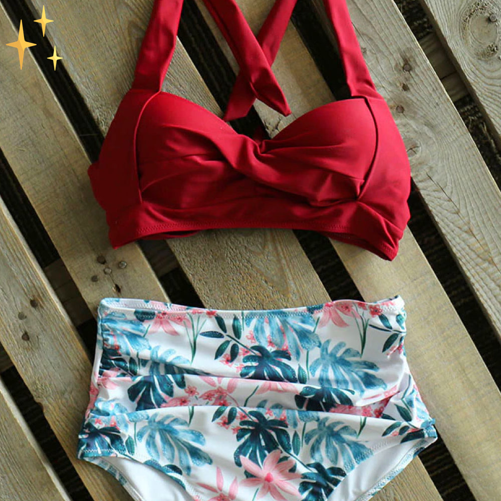 Sophie | Bikini set met hoge taille broekje en top in de kleur Rood voor dames in Beach stijl ideaal voor de zomer.