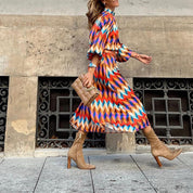 Stijlvolle Midi Jurk met Kleurrijke Print - Luchtig en Comfortabel