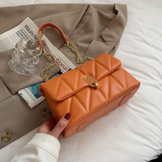 Sylvie Handtas | Chic & Modieus in de kleur Zwart voor dames in stijl geschikt voor alle seizoenen.