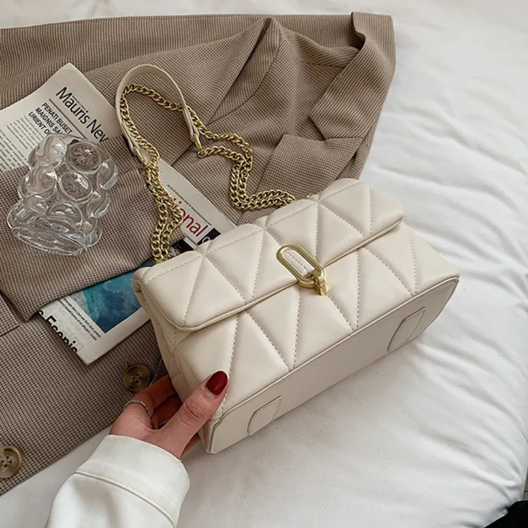 Sylvie Handtas | Chic & Modieus in de kleur Zwart voor dames in stijl geschikt voor alle seizoenen.