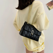 Sylvie Handtas | Chic & Modieus in de kleur Zwart voor dames in stijl geschikt voor alle seizoenen.