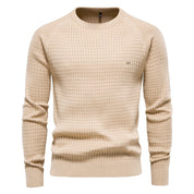 Heren trui, gemaakt van hoogwaardig katoen met een trendy O-hals voor ultiem comfort en moeiteloze stijl. Perfect voor een tijdloze, casual look met een vleugje elegantie.