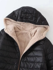 Tommy | Losse donsjas met capuchon voor dames in de kleur Groen voor dames in Outdoor stijl ideaal voor de winter