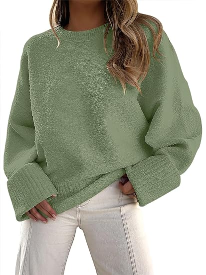 Trui met ronde hals en lange mouwen in de kleur Groen voor dames in stijl ideaal voor de herfst.