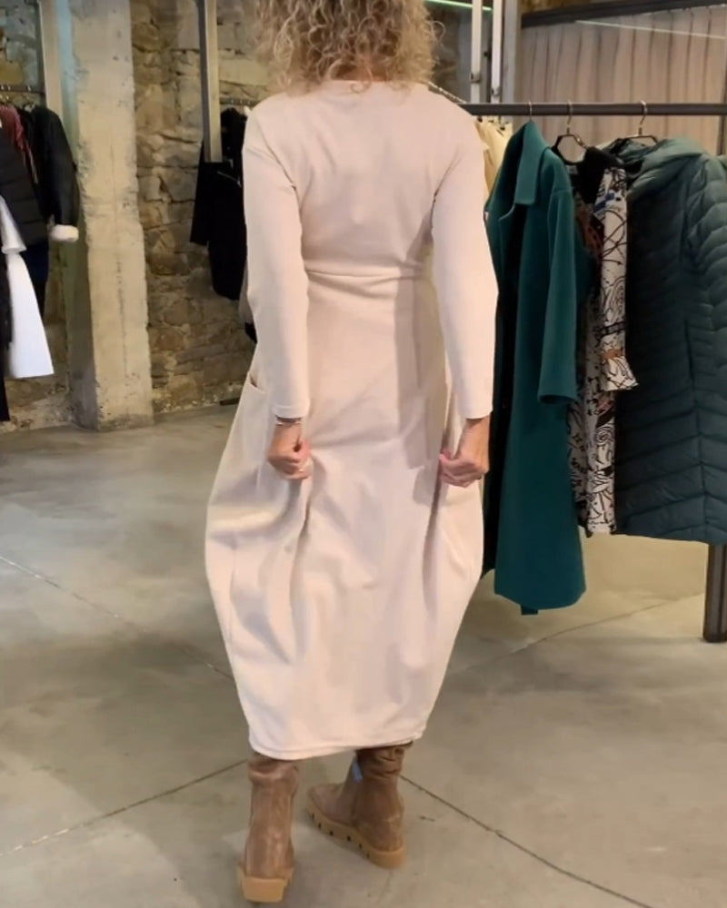 Veelzijdige jurk met ronde hals en lange mouwen in de kleur Wit voor dames in stijl ideaal voor de herfst.