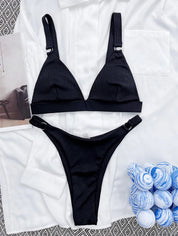 Vera | Unieke & trendy bikini in de kleur Zwart voor dames in Beach stijl ideaal voor de zomer.