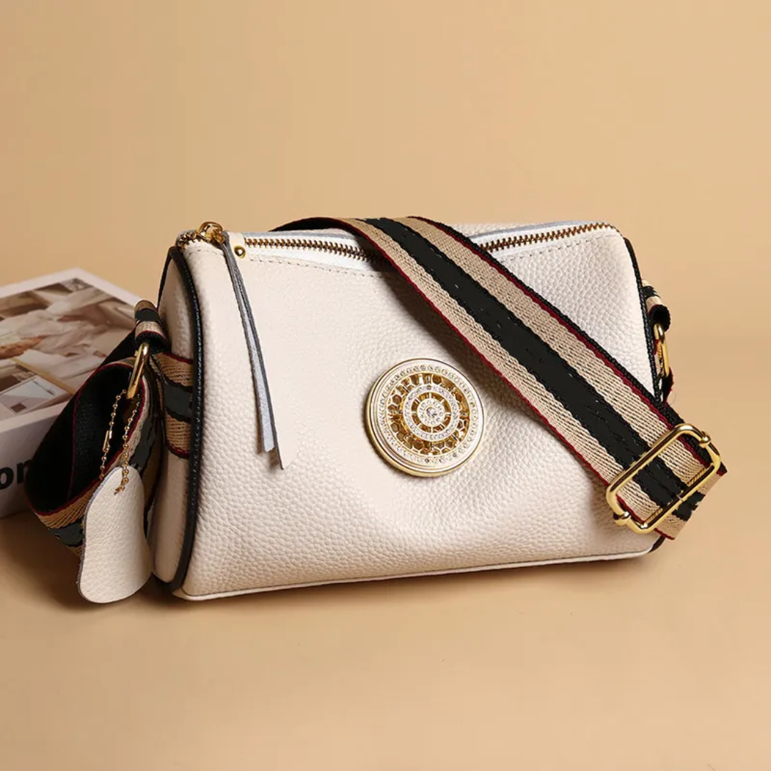 Veronica Boston Tas | Compact & Casual in de kleur Khaki voor dames in Casual stijl geschikt voor alle seizoenen.