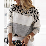 Warme Luipaard Dames Trui in de kleur Grijs voor dames in stijl ideaal voor de herfst.
