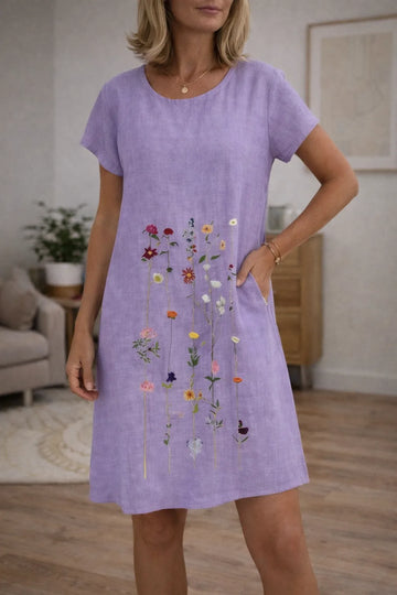 Mini jurk met geborduurde bloemen