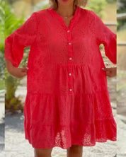 Boho zomerjurk in de kleur Rood voor dames in stijl ideaal voor de zomer.