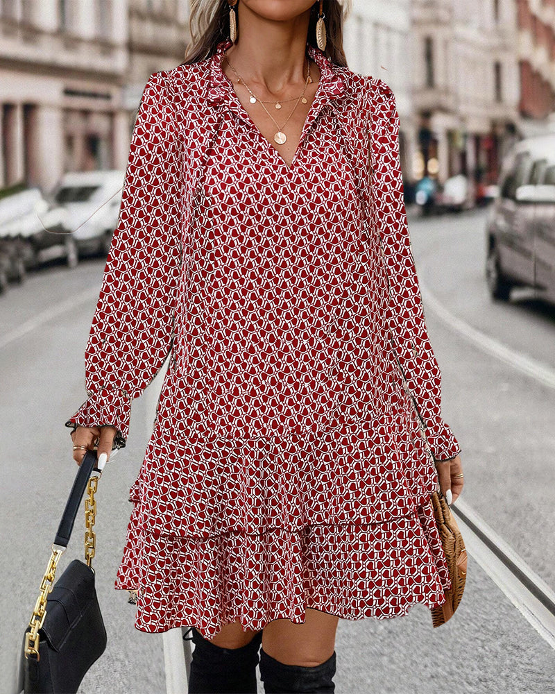 Camouflage bedrukte jurk met lange mouwen in de kleur Rood voor dames in stijl ideaal voor de lente.