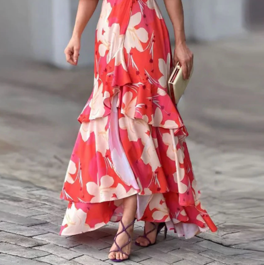 Casual & Sexy Jurk Alexa in de kleur Oranje voor dames in stijl ideaal voor de zomer.