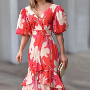 Casual & Sexy Jurk Alexa in de kleur Oranje voor dames in stijl ideaal voor de zomer.