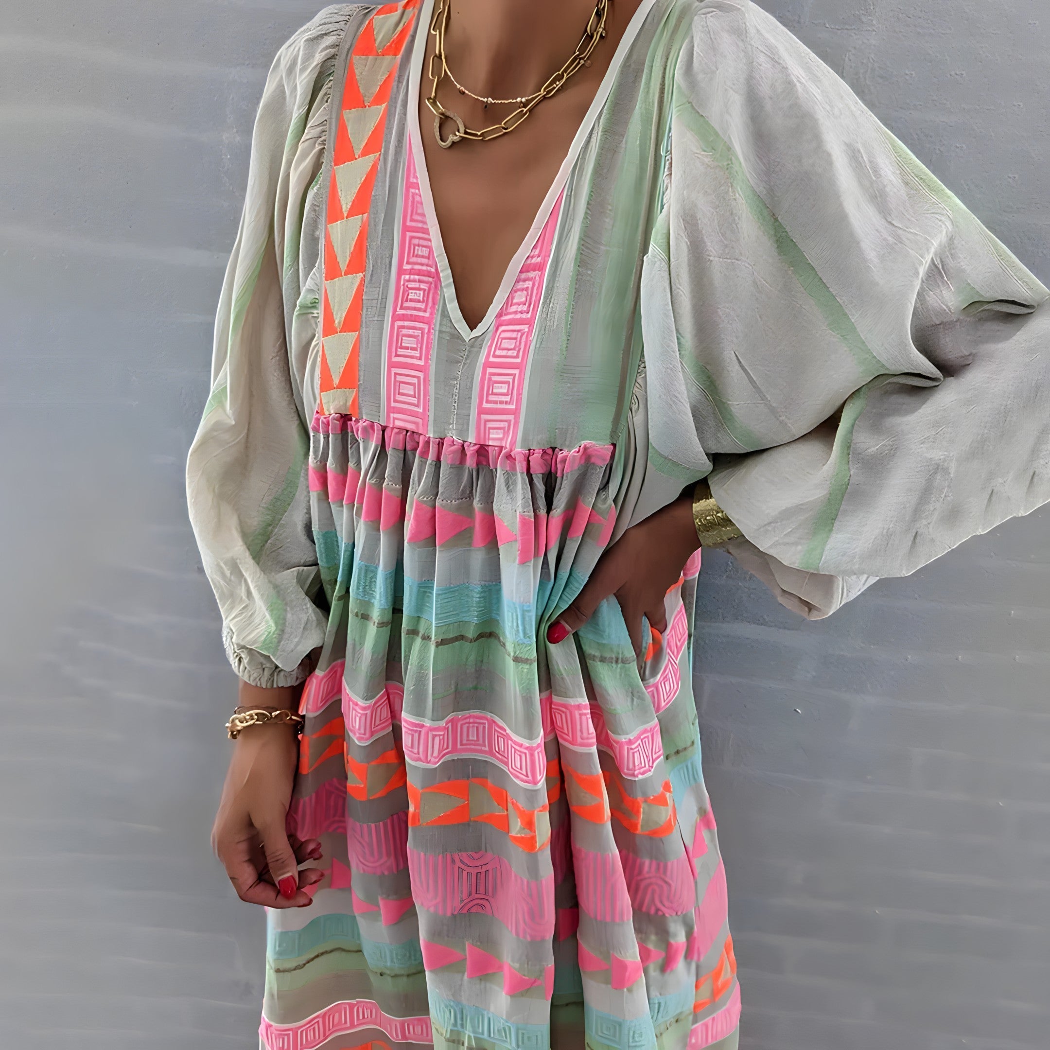 Comfortabele Zomerjurk Sandra in de kleur Roze voor dames in stijl ideaal voor de lente.