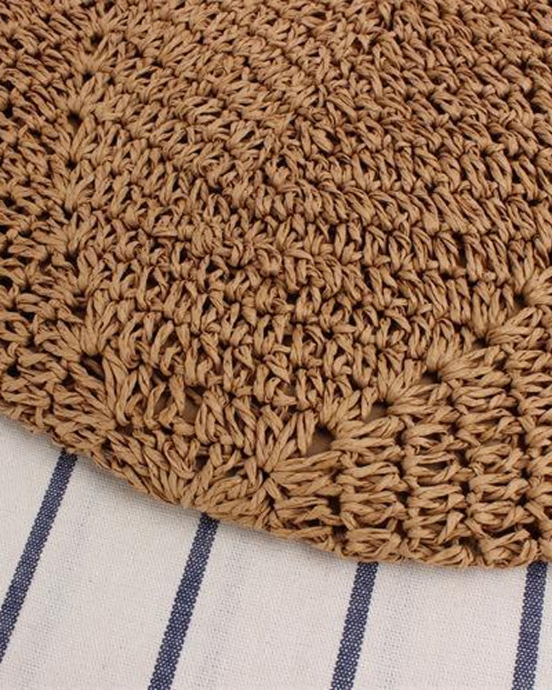 Dames Strandtas van riet in de kleur Beige voor dames in Beach stijl ideaal voor de zomer.