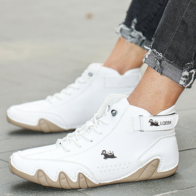 Decks | Ultra-comfortabele antislip blotevoetschoen van echt leer (Unisex) in de kleur Bruin voor dames in stijl geschikt voor alle seizoenen.