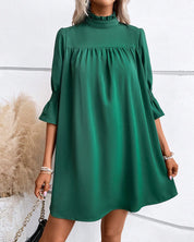 Elegante jurk met col in een effen kleur in de kleur Groen voor dames in stijl ideaal voor de herfst.
