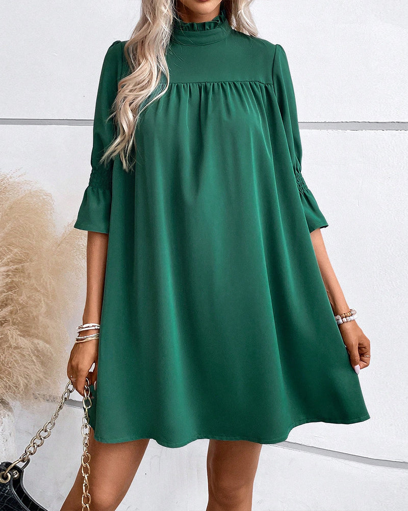 Elegante jurk met col in een effen kleur in de kleur Groen voor dames in stijl ideaal voor de herfst.