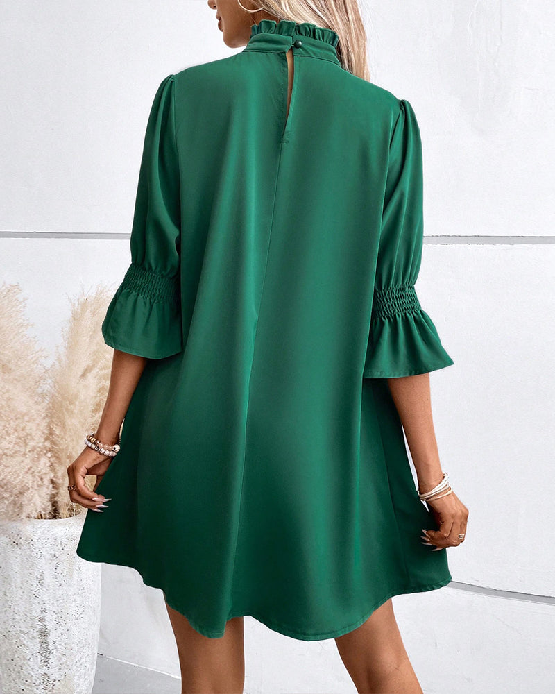 Elegante jurk met col in een effen kleur in de kleur Groen voor dames in stijl ideaal voor de herfst.