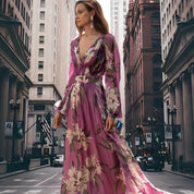 Elegante jurk met mouw en v-hals in de kleur Lila voor dames in stijl ideaal voor de lente.