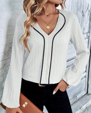 Elegante top met lange mouwen in de kleur Wit voor dames in stijl ideaal voor de herfst.