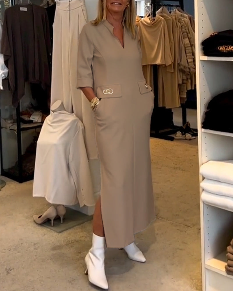 Els | Eénkleurige jurk met 3/4 mouwsplit in de kleur Beige voor dames in stijl ideaal voor de herfst.