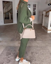 Groene coltrui in de kleur Groen voor dames in stijl ideaal voor de herfst.