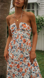 Halternek Jurk Bloemen Maxi Jurk Ruby in de kleur Blauw voor dames in stijl ideaal voor de lente.