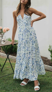 Halternek Jurk Bloemen Maxi Jurk Ruby in de kleur Blauw voor dames in stijl ideaal voor de lente.