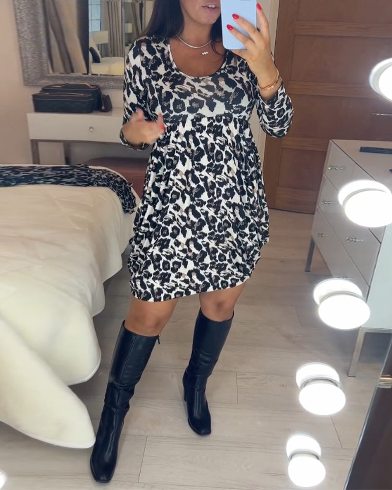 Herfst Jurk met luipaardprint in de kleur Luipaard voor dames in stijl ideaal voor de herfst.