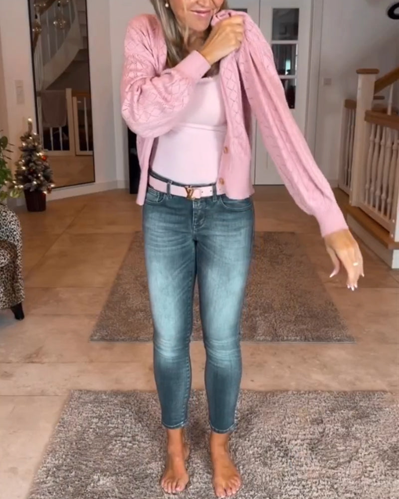 Hippe cardigan met lantaarnmouwen in de kleur Roze voor dames in stijl ideaal voor de herfst.