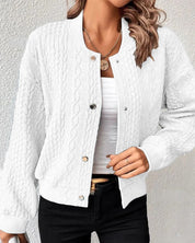 Ilse Jacq | Effen gebreidde cardigan met knopen in de kleur Wit voor dames in stijl ideaal voor de herfst.