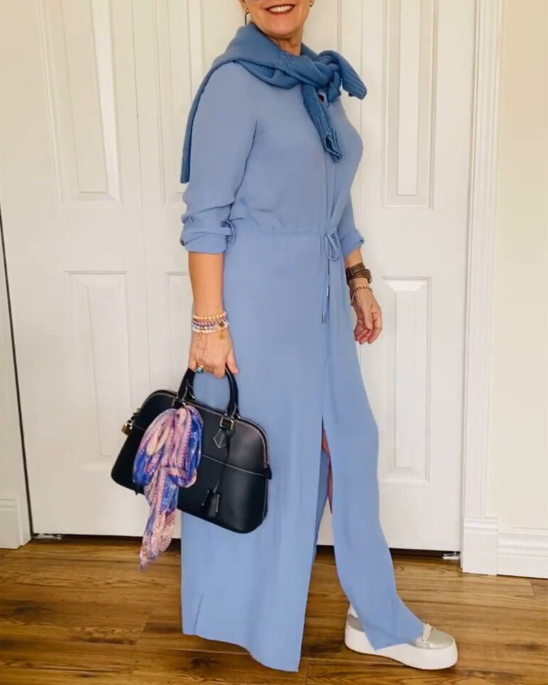 Jurk Elisabeth in de kleur Blauw voor dames in stijl ideaal voor de herfst.