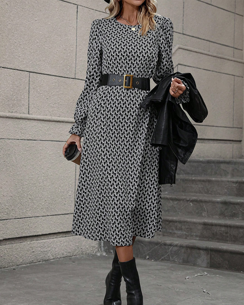 Jurk met print op een ronde halslijn in de kleur Zwart voor dames in stijl ideaal voor de herfst.