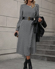 Jurk met print op een ronde halslijn in de kleur Zwart voor dames in stijl ideaal voor de herfst.