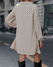 Jurkje met lange mouwen, print en revers in de kleur Beige voor dames in stijl ideaal voor de herfst.