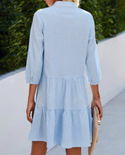 Overhemd Jurk in de kleur Blauw voor dames in stijl ideaal voor de lente.