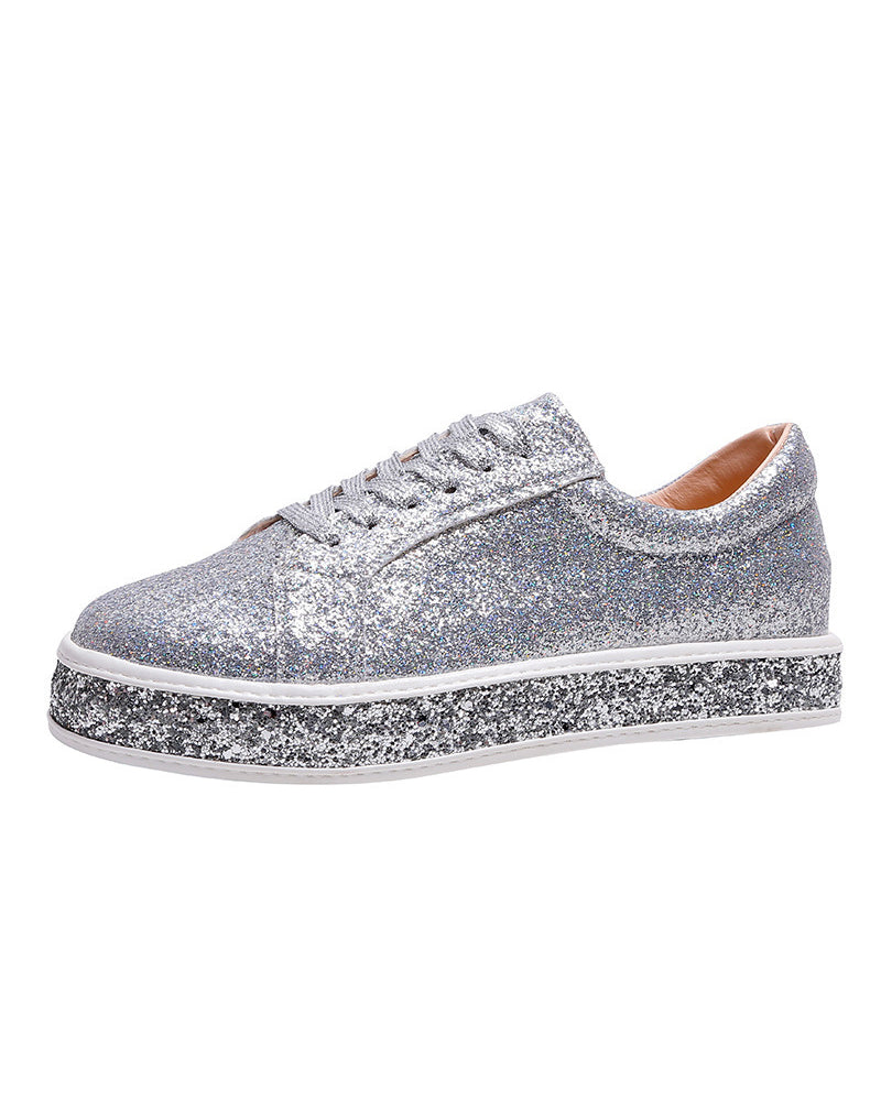 Plateausneakers met glitters in grote maten voor vrouwen in de kleur Zilver voor dames in Party stijl geschikt voor alle seizoenen.