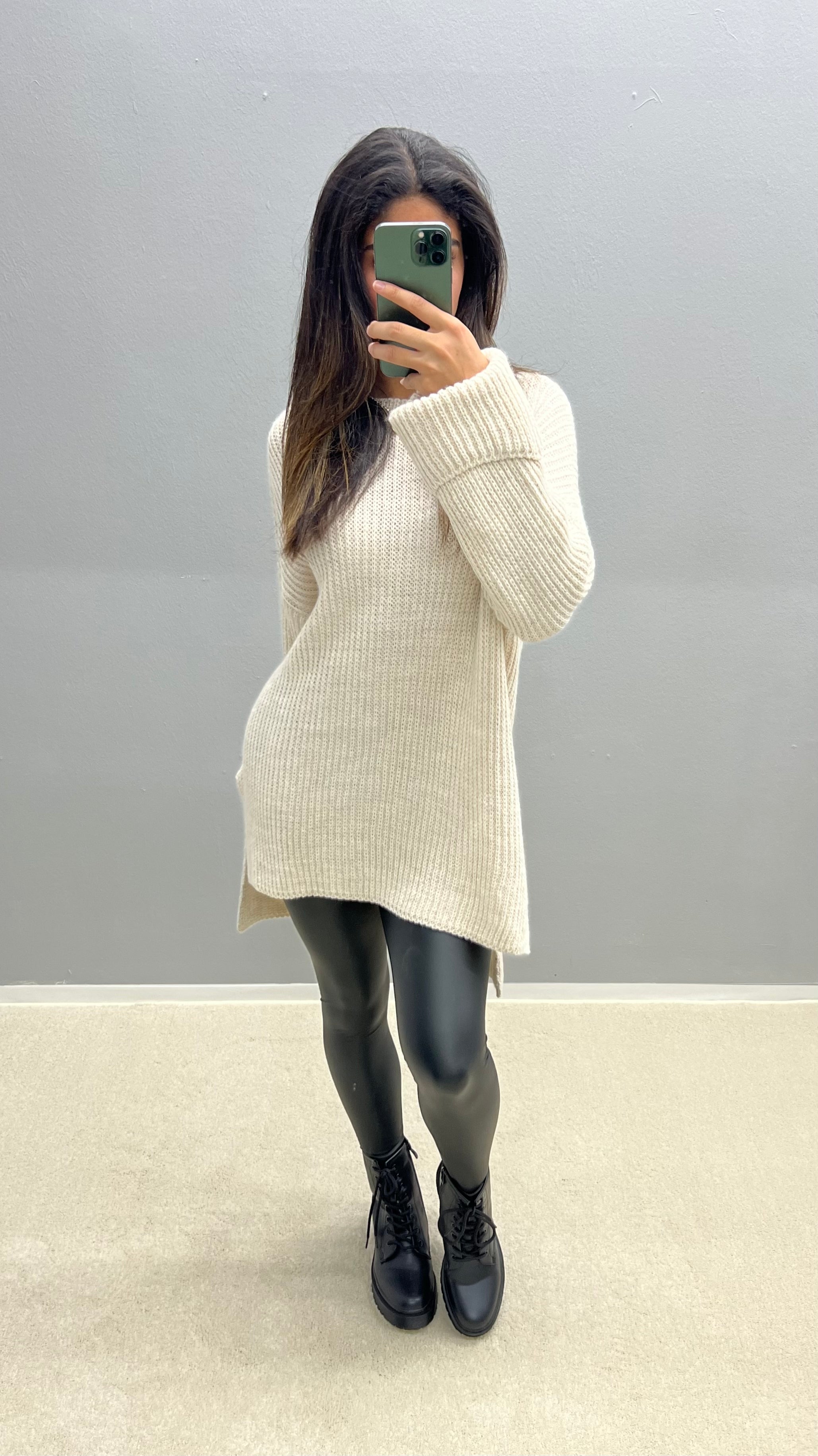 Pullover trui in de kleur Beige voor dames in Heritage stijl ideaal voor de herfst.