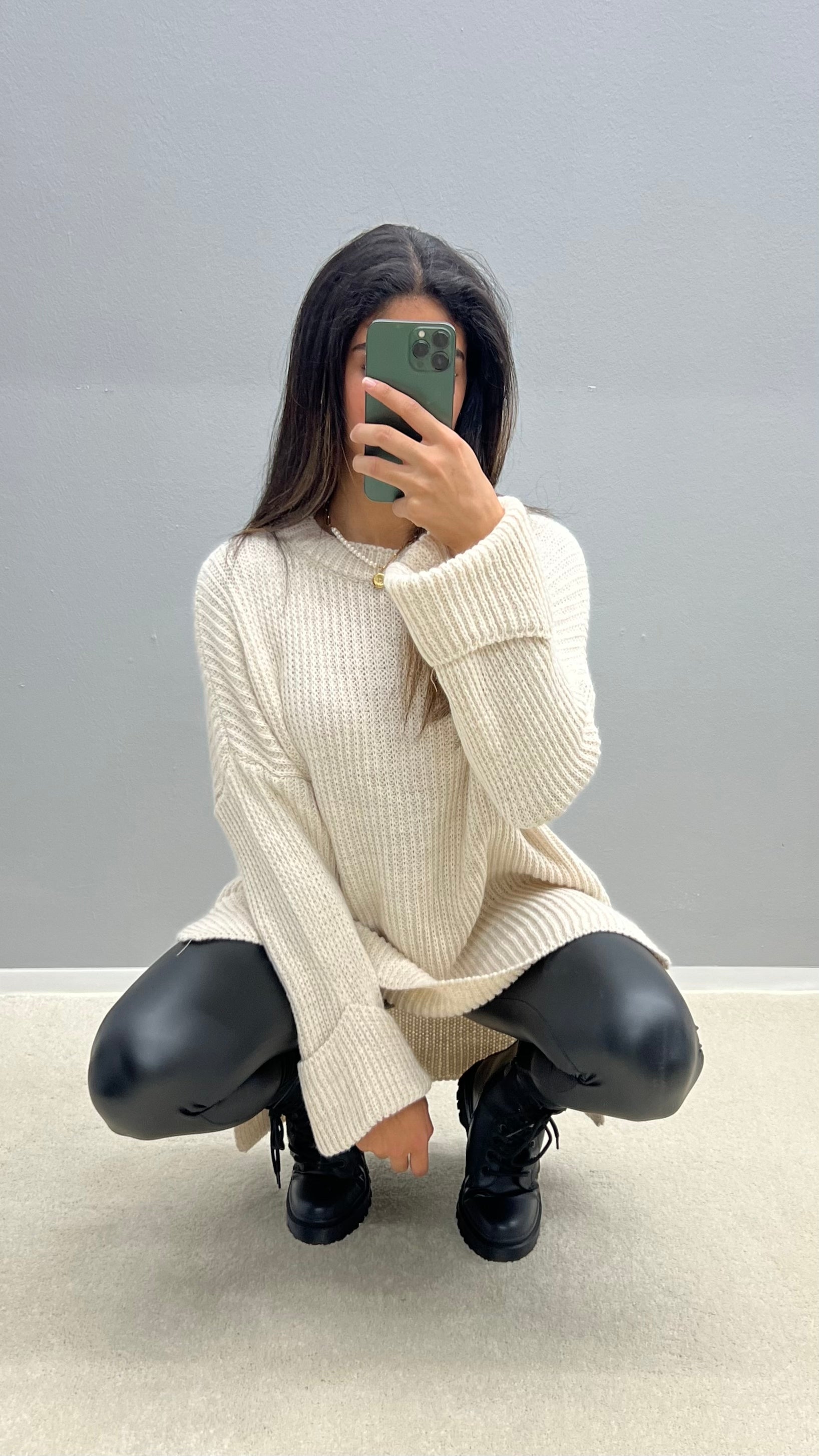 Pullover trui in de kleur Beige voor dames in Heritage stijl ideaal voor de herfst.