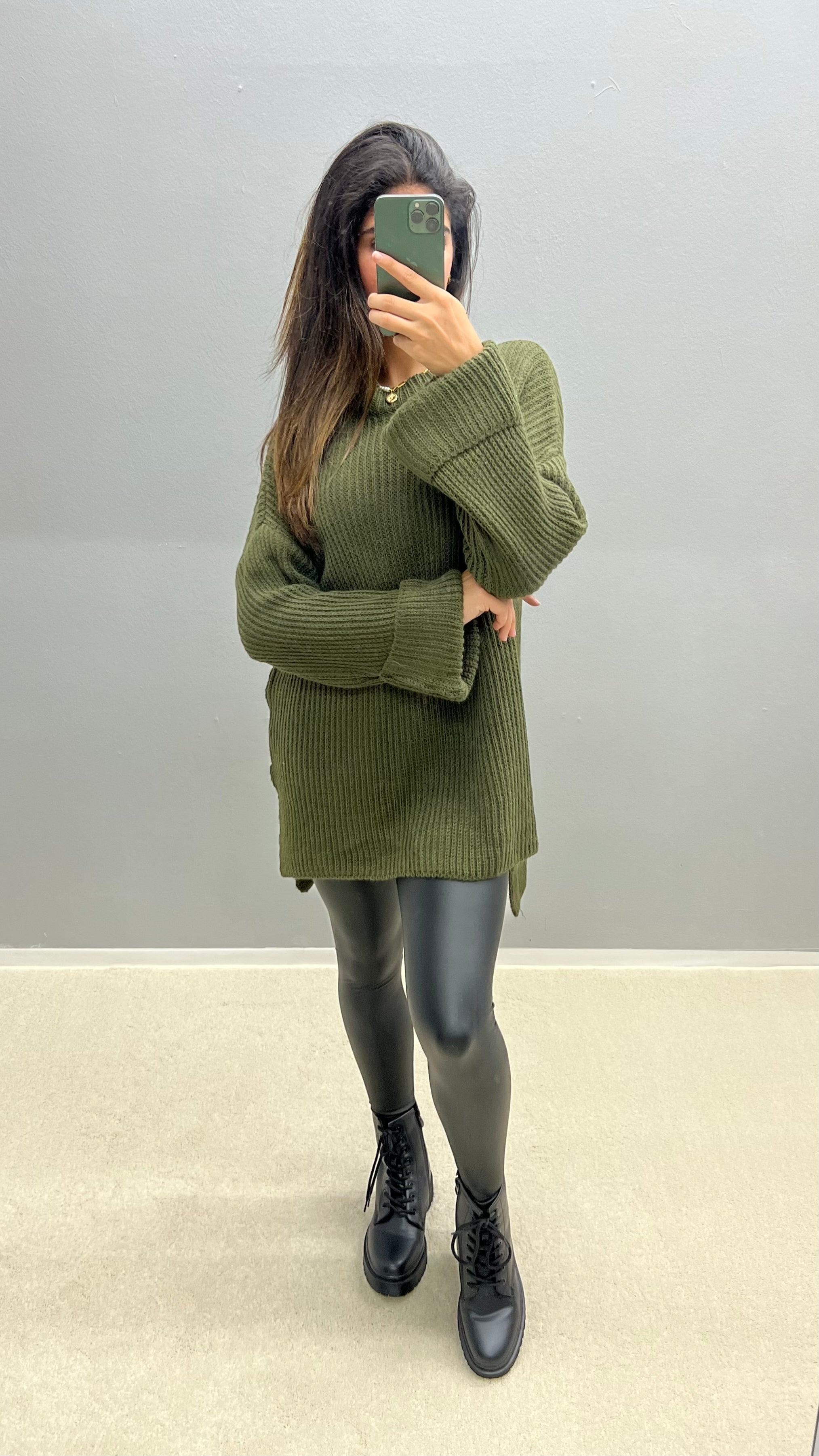 Pullover trui in de kleur Khaki voor dames in Heritage stijl ideaal voor de herfst.