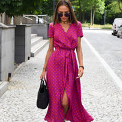 Valeria | V-hals Jurk in de kleur Fuchsia voor dames in stijl ideaal voor de lente.